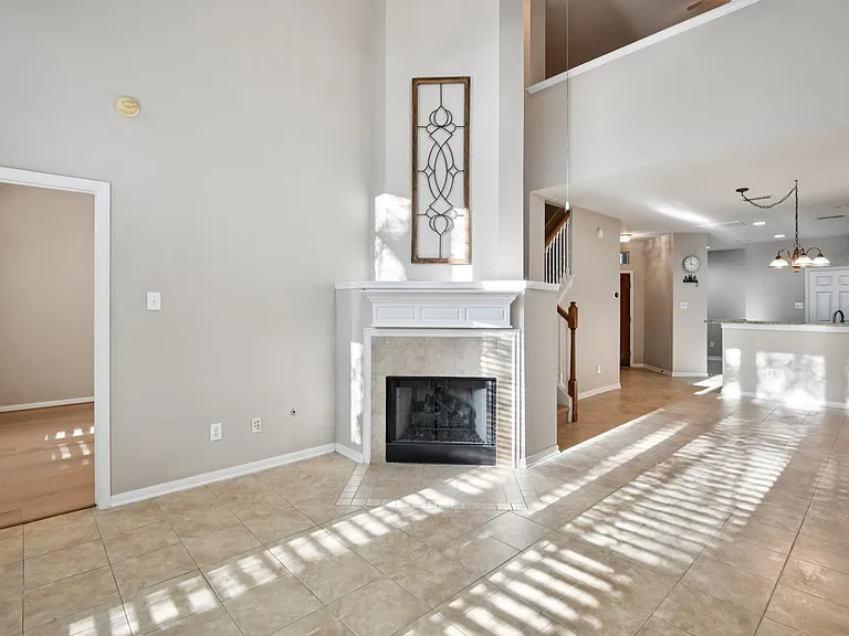 27 Endor Forest Pl — Photo 9