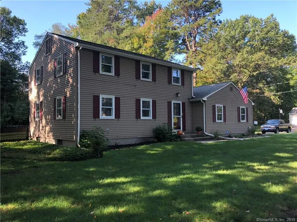 2 Pine Tree Shilling Rd, Unionville, CT 06085