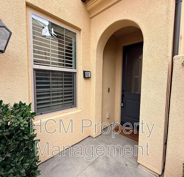 61 Tallowood — Photo 2