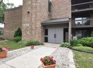 3759 N 88th St APT 111, Milwaukee, WI 53222