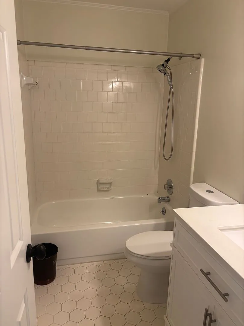 Now Renting! Condo located at Morningside Condos! Close to AU — Photo 2