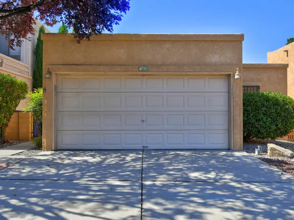 5223 Noreen Dr NE, Albuquerque, NM 87111