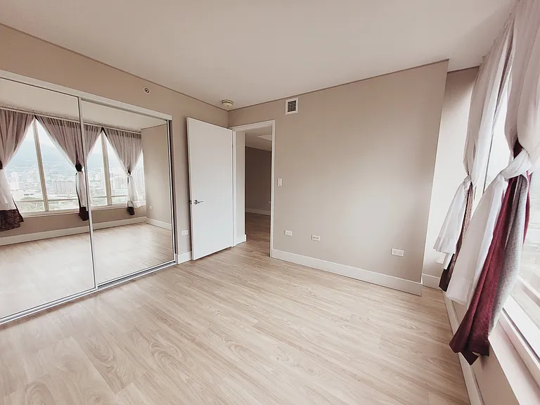 1009 Kapiolani Blvd #2801-1 — Photo 6