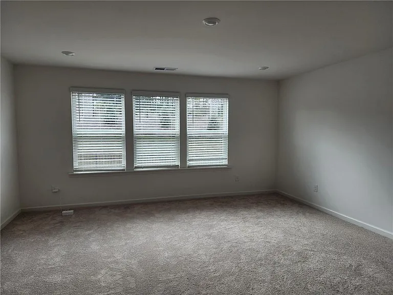 2714 Lou Ln — Photo 20