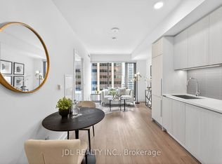 8 Cumberland St #2804, Toronto, ON M4W1J5