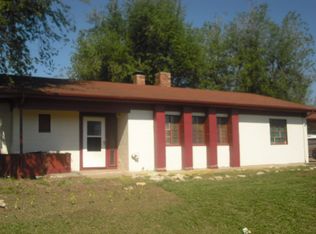 21253 Hoover Ave, Winfield, KS 67156