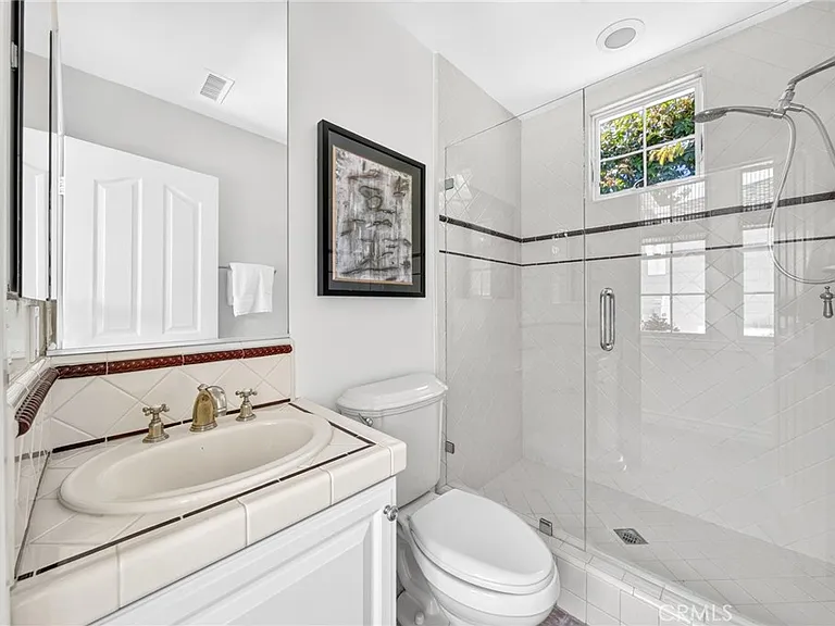 10 Cape Andover — Photo 25