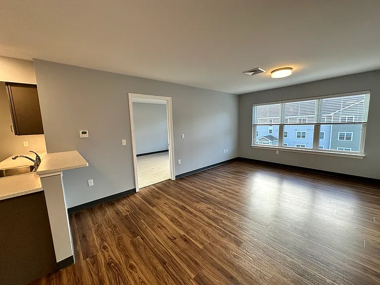 The Ridge at Eastern Trails Apartments — Photo 18