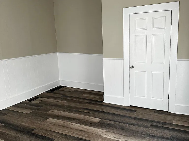 31 Franklin Ave — Photo 19