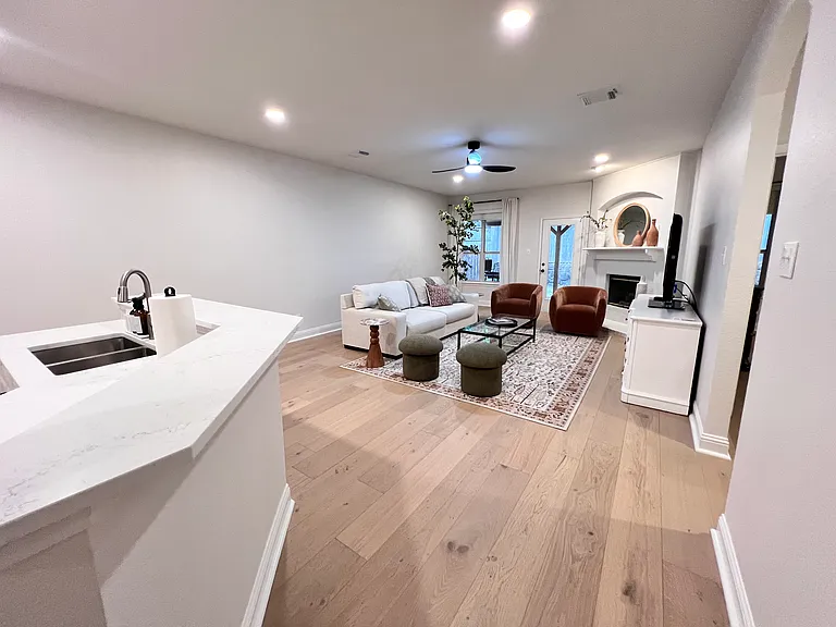 1217 Pine Ridge Rd — Photo 5