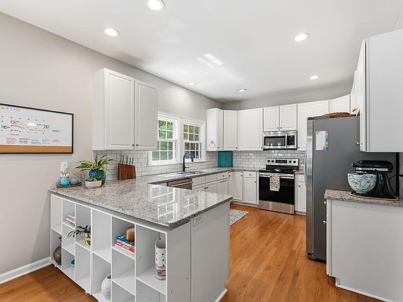 2nd image of 16 Halehaven Dr