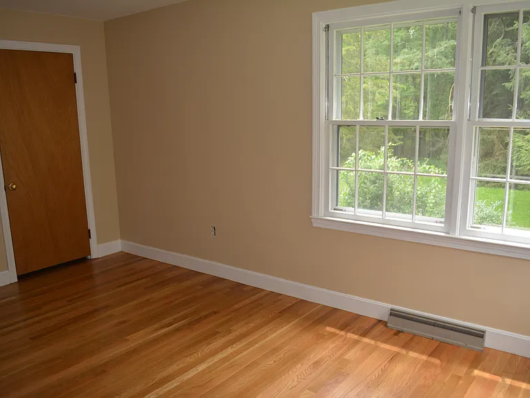 2578 Division Rd — Photo 17