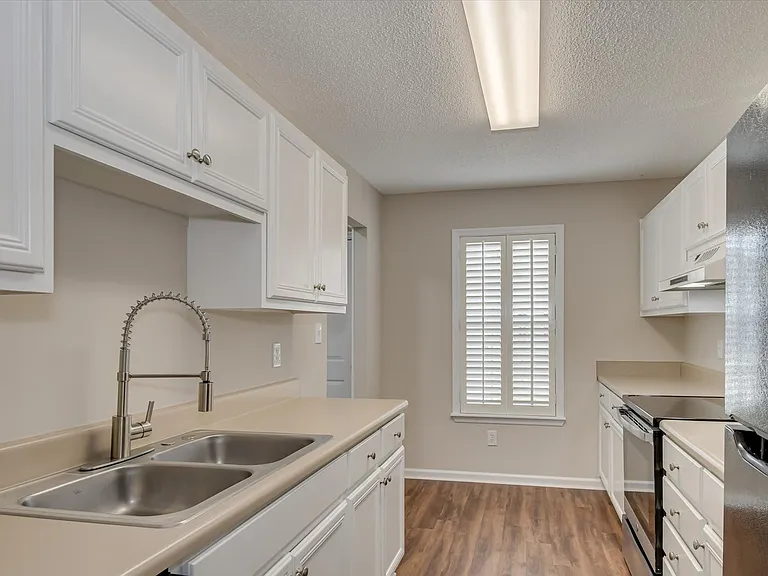 41 Innisbrook Dr #1 — Photo 28