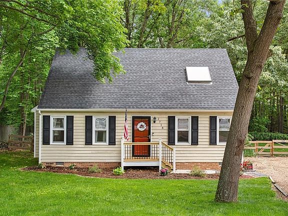 2nd image of 2718 Pine Meadows Cir