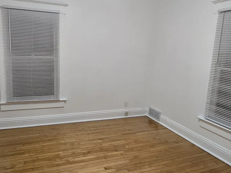 1114 College St N #1144 — Photo 41