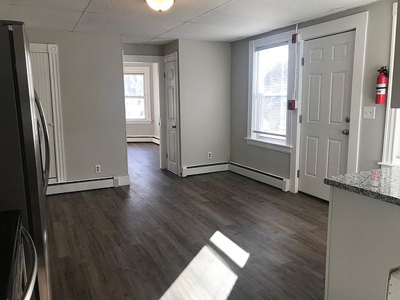 4th image of 15 Lenox Ave #1