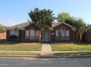 4733 Park Bend Dr, Fort Worth, TX 76137