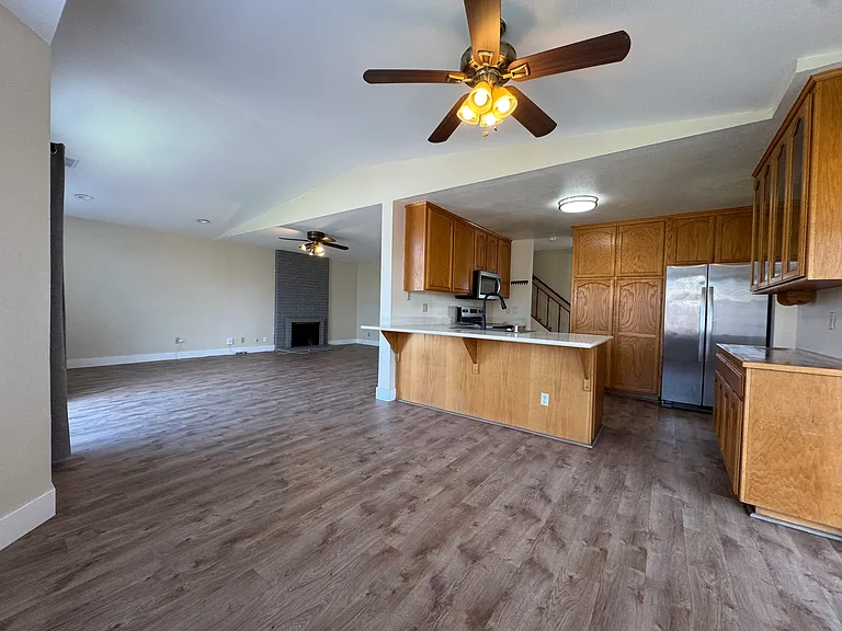 11236 Nalco St — Photo 16