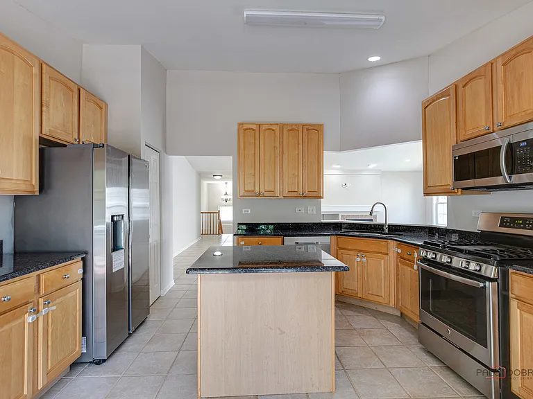 552 Saddlebrook Ln — Photo 19