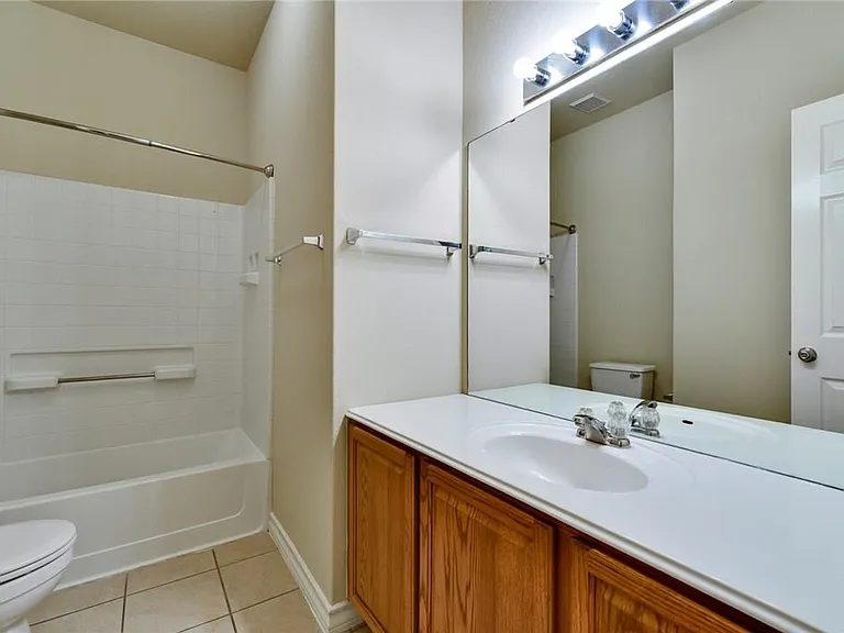 20817 Silverbell Ln — Photo 19
