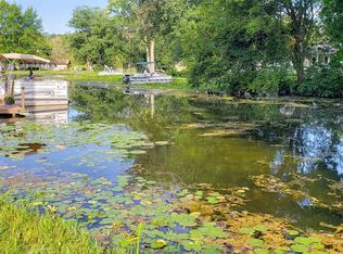 1066 S Bause Lake Dr E, Cromwell, IN