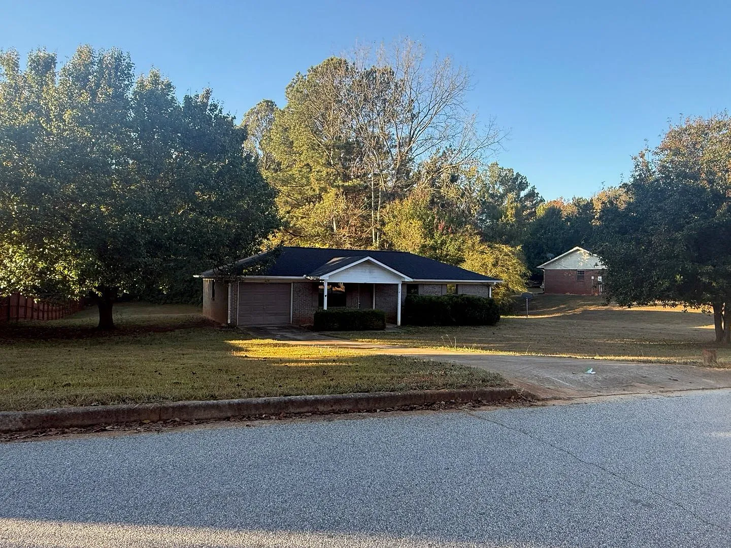 Charming 3 bedroom 1 bath house — Photo 1