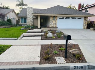 2806 S Diamond St, Santa Ana, CA 92704