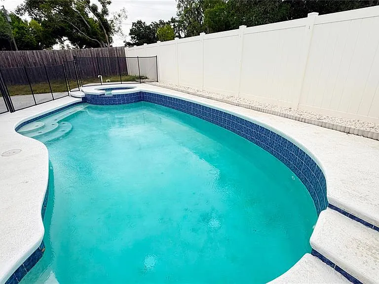 619 Schooner Bay Ct — Photo 16