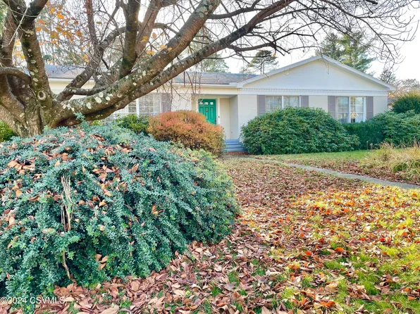 1167 Smoketown Rd, Lewisburg, PA 17837