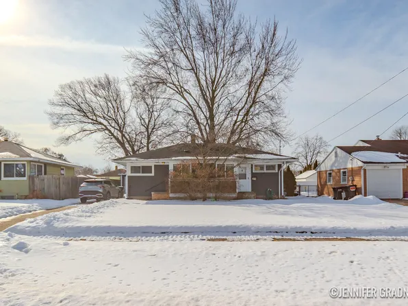 844 Buckingham St SW, Wyoming, MI 49509