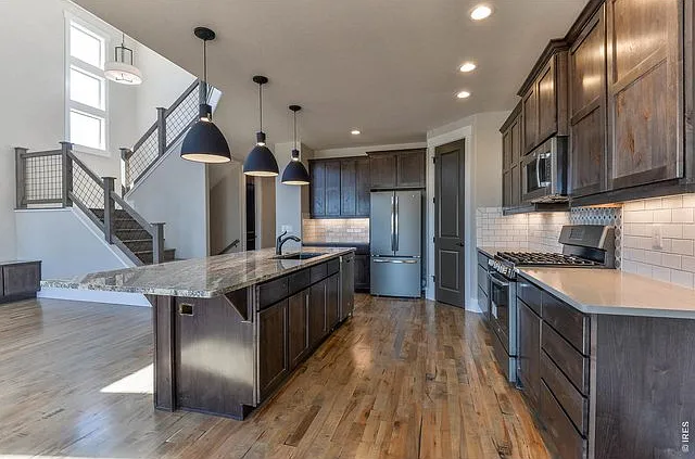 5387 Long Dr — Photo 4