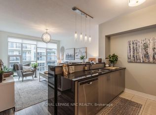 10 Concord Pl #412, Grimsby, ON L3M0G6