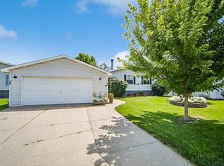 50 N Hawthorn Dr, Altoona, IA 50009