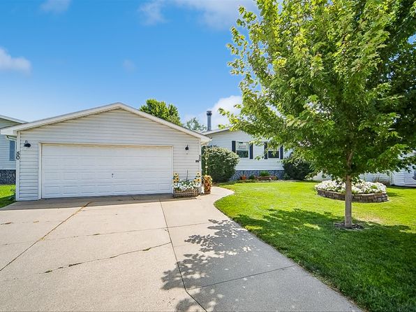 50 N Hawthorn Dr