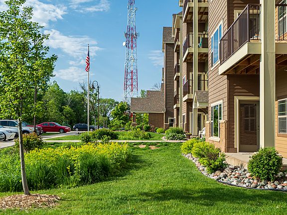 5th image of 1290 County Road F W APT 103