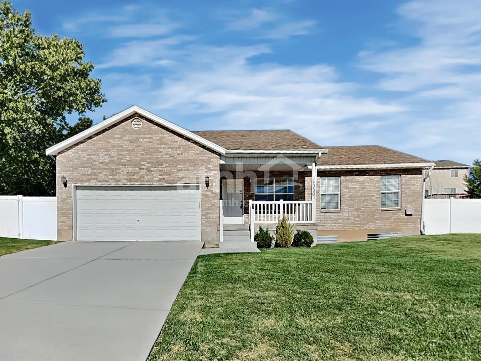 5 bed, 3.0 bath, 2320 sqft, $2,515 — Photo 1