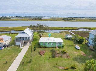 1162 Mallard Bay Rd, Hampstead, NC 28443