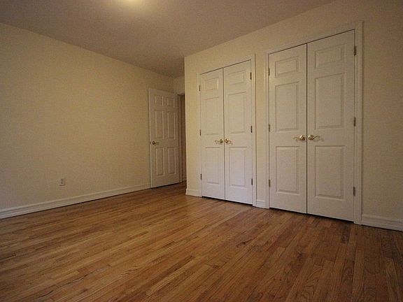 5th image of 315 W 82nd St APT 3B