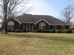 1690 Medlar Dr, Tuscaloosa, AL 35405