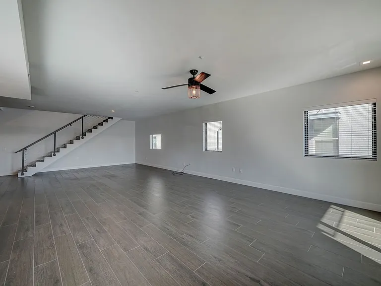 504 E Roosevelt St #1103 — Photo 4