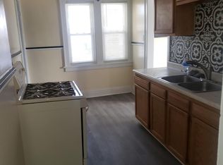 16105 Greyton Rd, East Cleveland, OH 44112