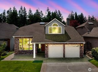 24815 SE 37th Pl, Issaquah, WA