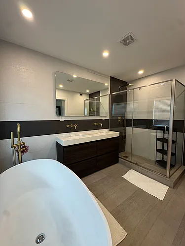 1215 E Broward Blvd #1 Photo 1