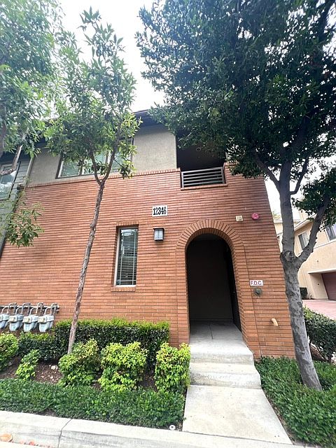 1st image of 12346 Hollyhock Dr Unit 4