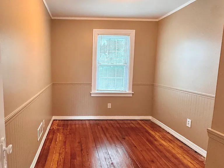 1616 Leolyn St — Photo 14