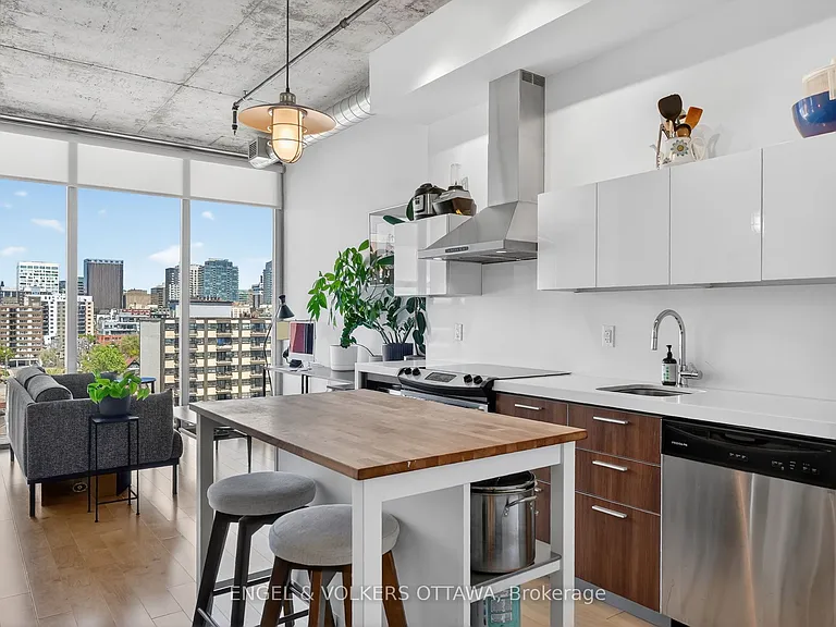 340 McLeod St #935 — Photo 19