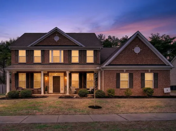 601 Goodman Dr, Gallatin, TN 37066