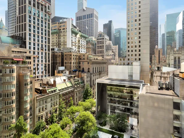 15 West 53rd Street image 10 of 10