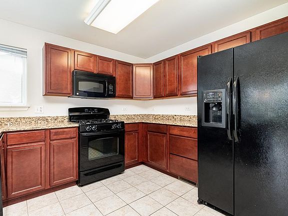 4th image of 24480 W John Adams Dr