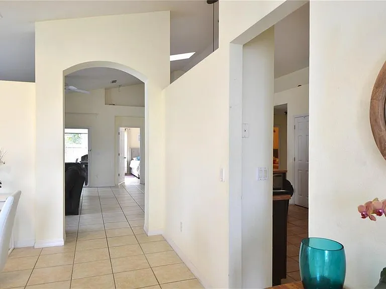 4924 Hook Hollow Cir — Photo 8